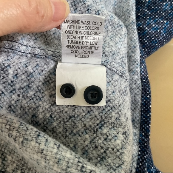 Johnston & Murphy Mens Button Down Long Sleeve Shirt L 100% Cotton Soft Twill - Picture 7 of 8